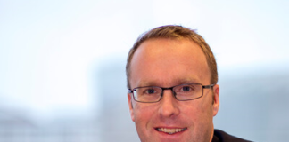 EIB prices first sterling digital bond