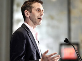 E-trading stumbles in US credit