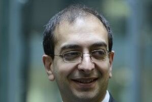 Etrading Software to provide UK bond CT