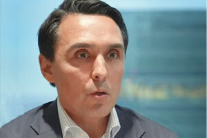 Rui Fernandes, JP Morgan.