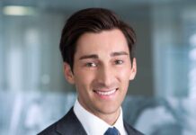 Investor Demand: Investors seek and reward customised asset management Investor Demand: Investors seek and reward customised asset management