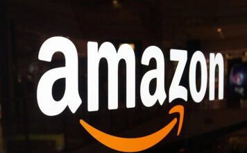 Amazon issues bumper debt offering