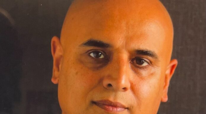 Hussain reemerges at Amundi